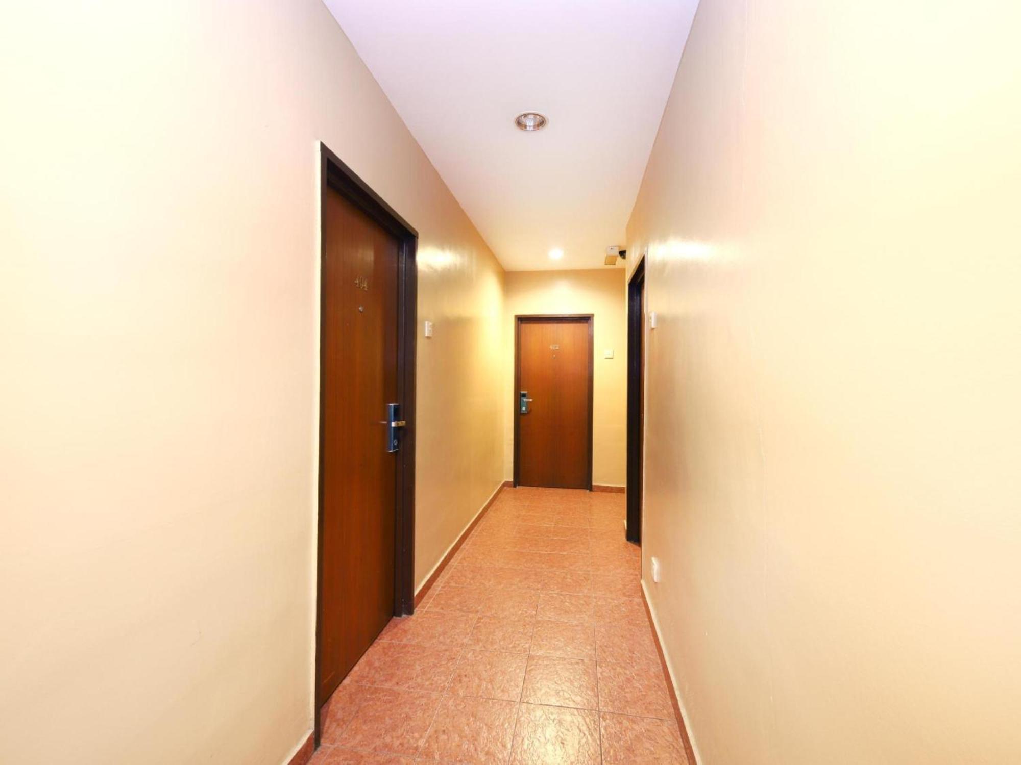 Super Oyo 447 Comfort Hotel Meru Klang Exterior foto